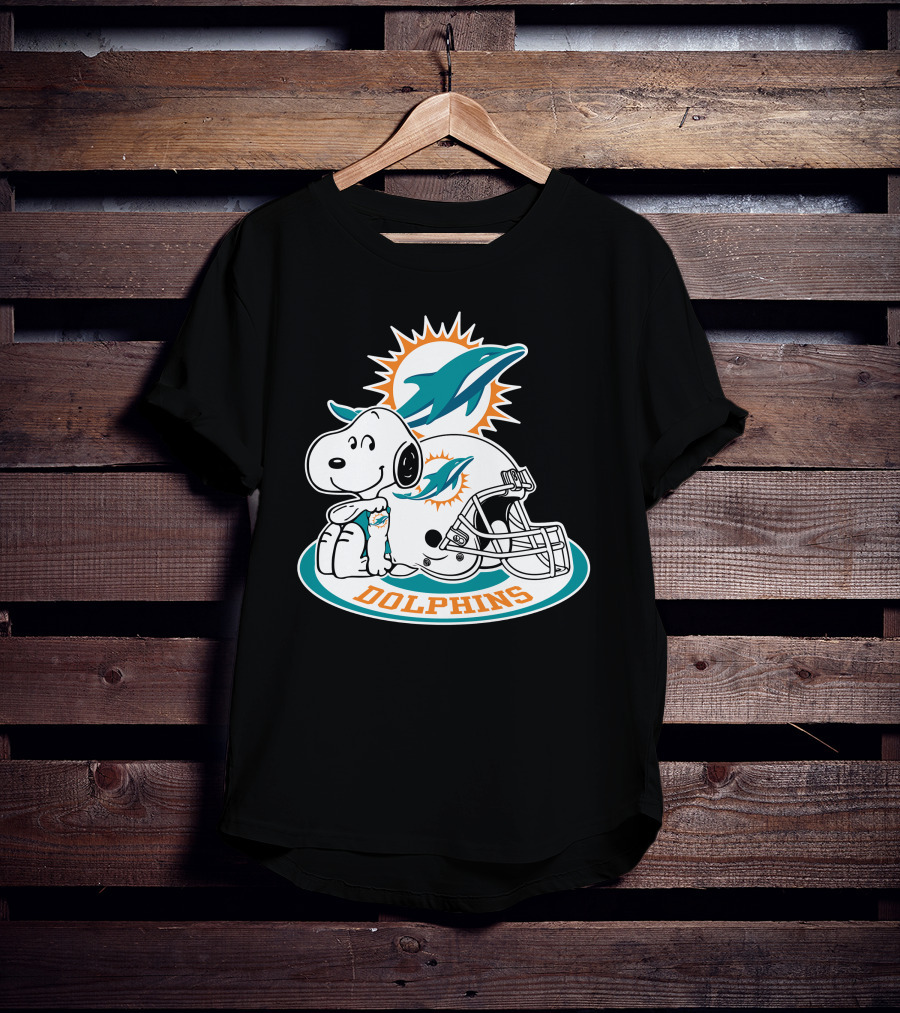 Miami Dolphins Snoopy Helmet Logo With Peanuts Character T-Shirt