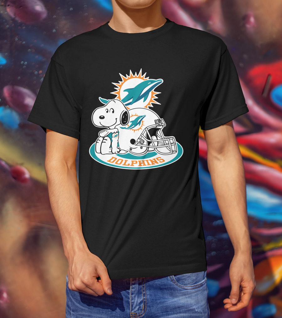 Miami Dolphins Snoopy Helmet Logo With Peanuts Character T-Shirt