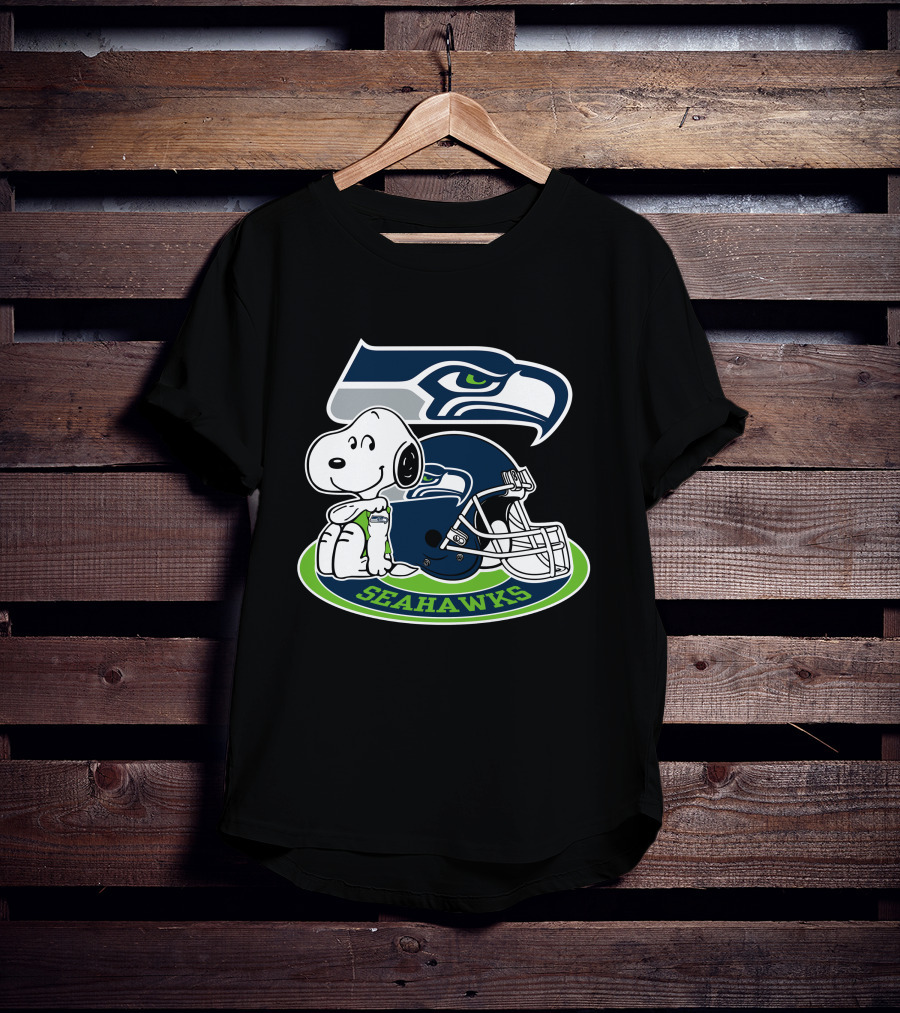 Snoopy Seattle Seahawks Helmet T-Shirt