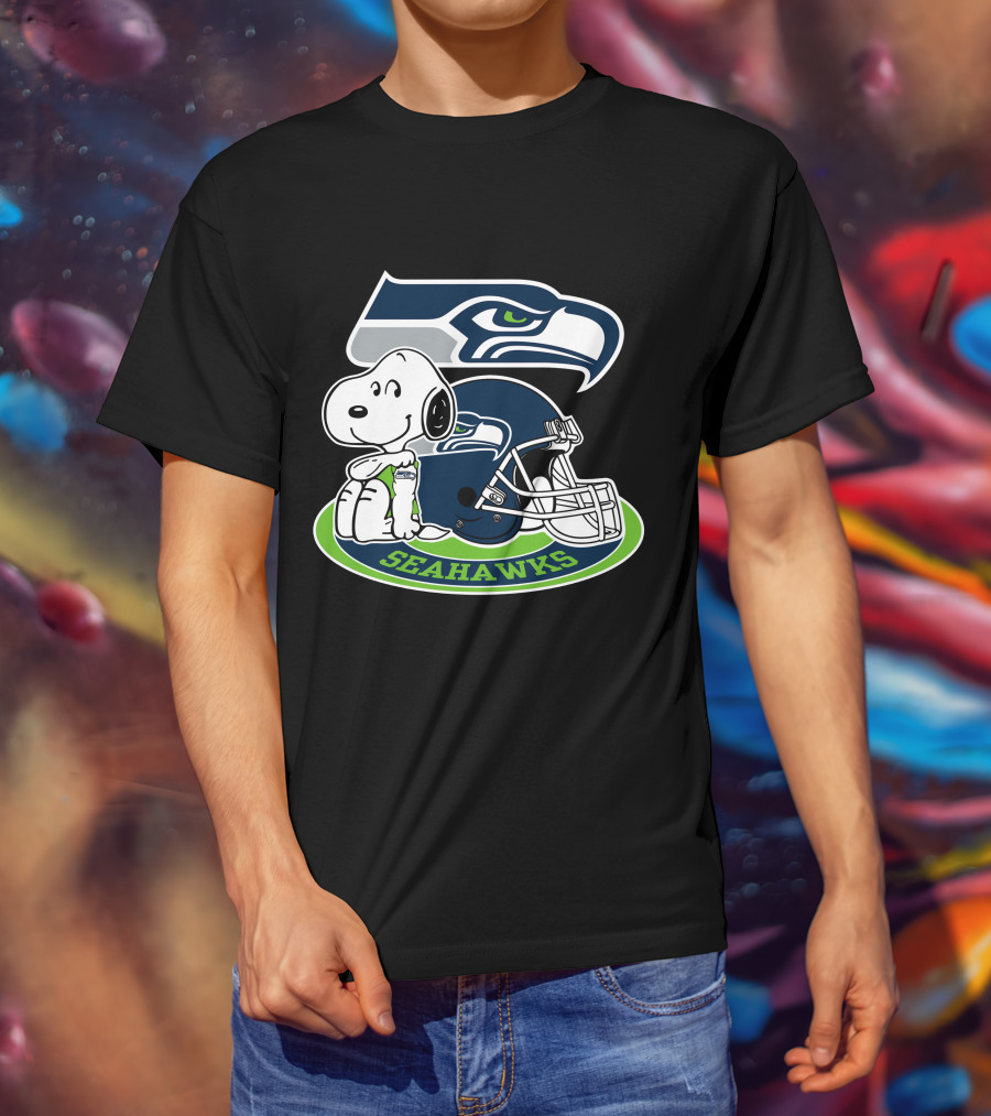 Snoopy Seattle Seahawks Helmet T-Shirt