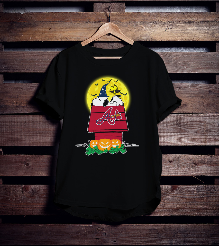 Atlanta Braves Snoopy Halloween Peanuts Moon Pumpkins Woodstock T-Shirt