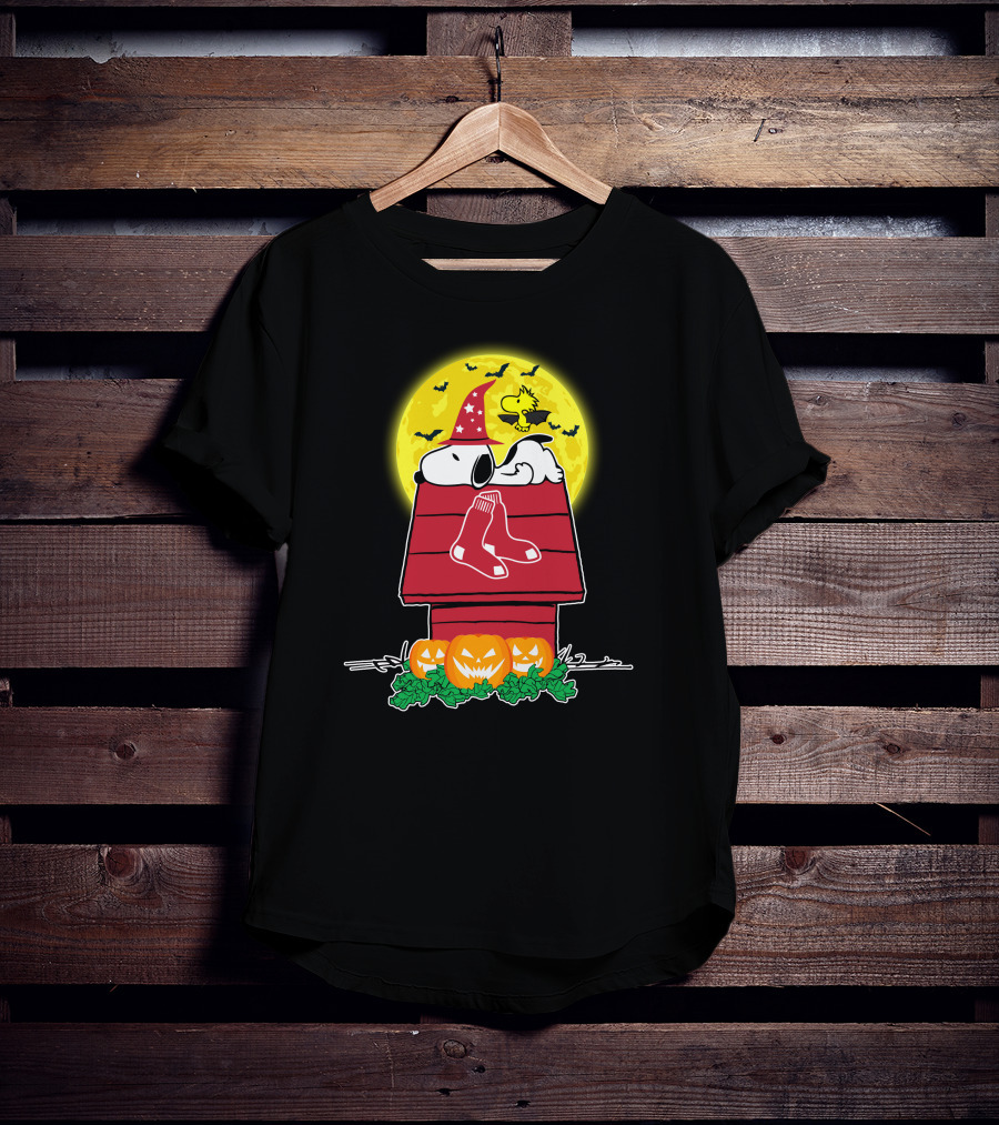 Snoopy And Woodstock Halloween Boston Red Sox Pumpkin House T-Shirt