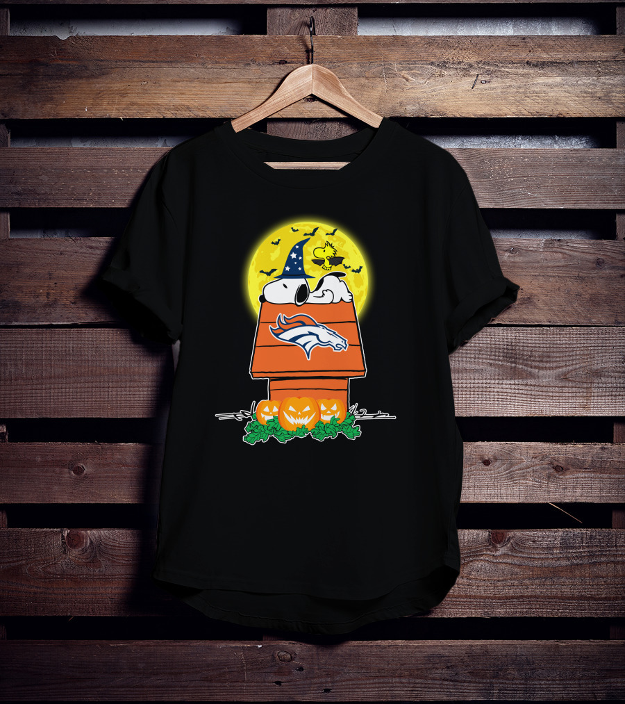 Denver Broncos Halloween Snoopy Woodstock Pumpkins Moon T-Shirt
