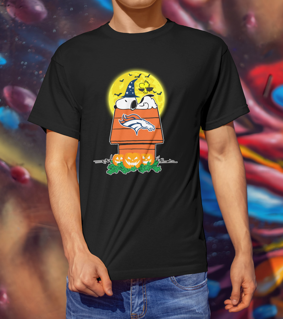 Denver Broncos Halloween Snoopy Woodstock Pumpkins Moon T-Shirt