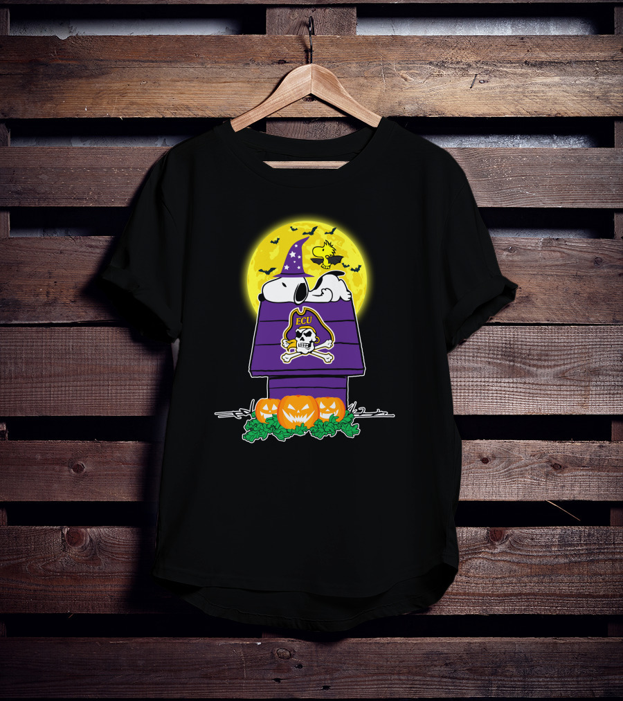 East Carolina Pirates Snoopy Halloween Ecu Moon Pumpkins T-Shirt