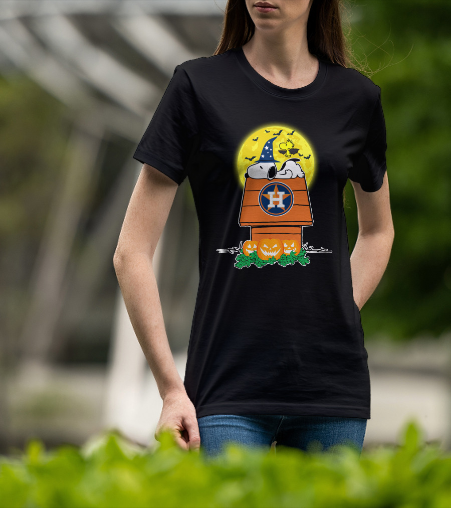 Houston Astros Snoopy Halloween Peanuts Baseball Spooky Pumpkins Moon T-Shirt