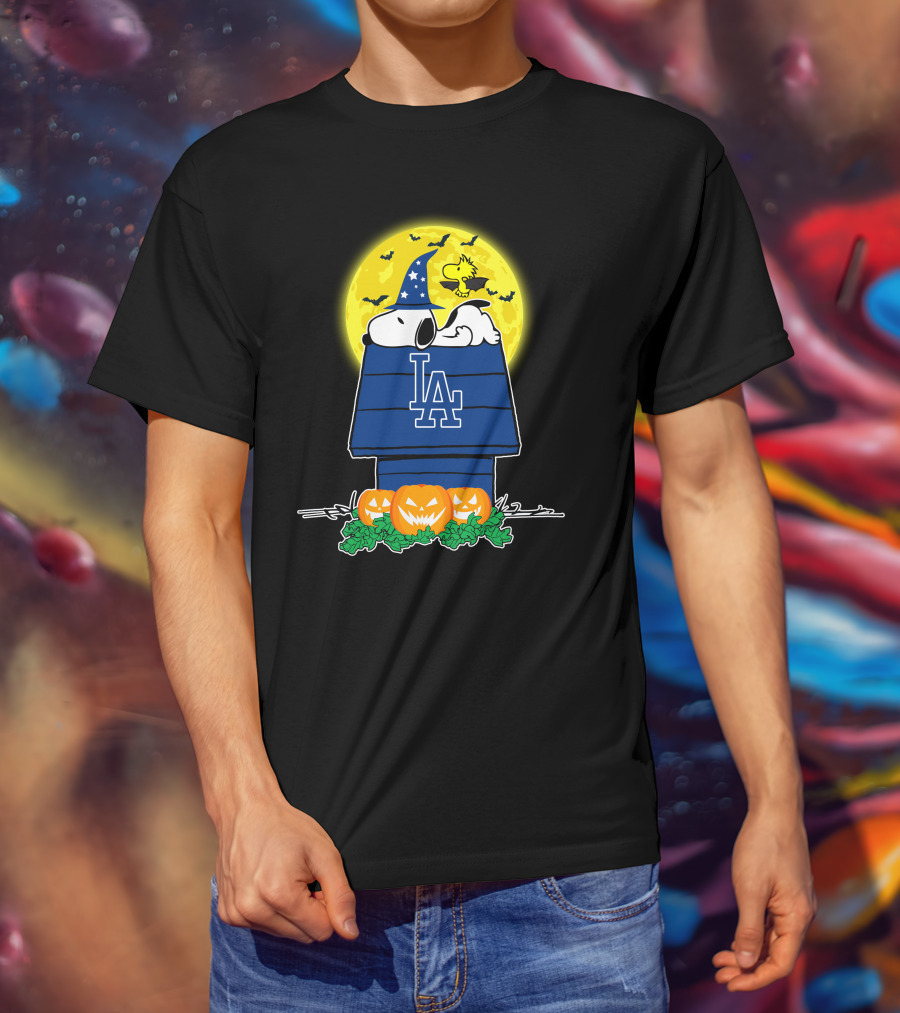 Los Angeles Dodgers Snoopy Halloween Moon Pumpkins Woodstock T-Shirt