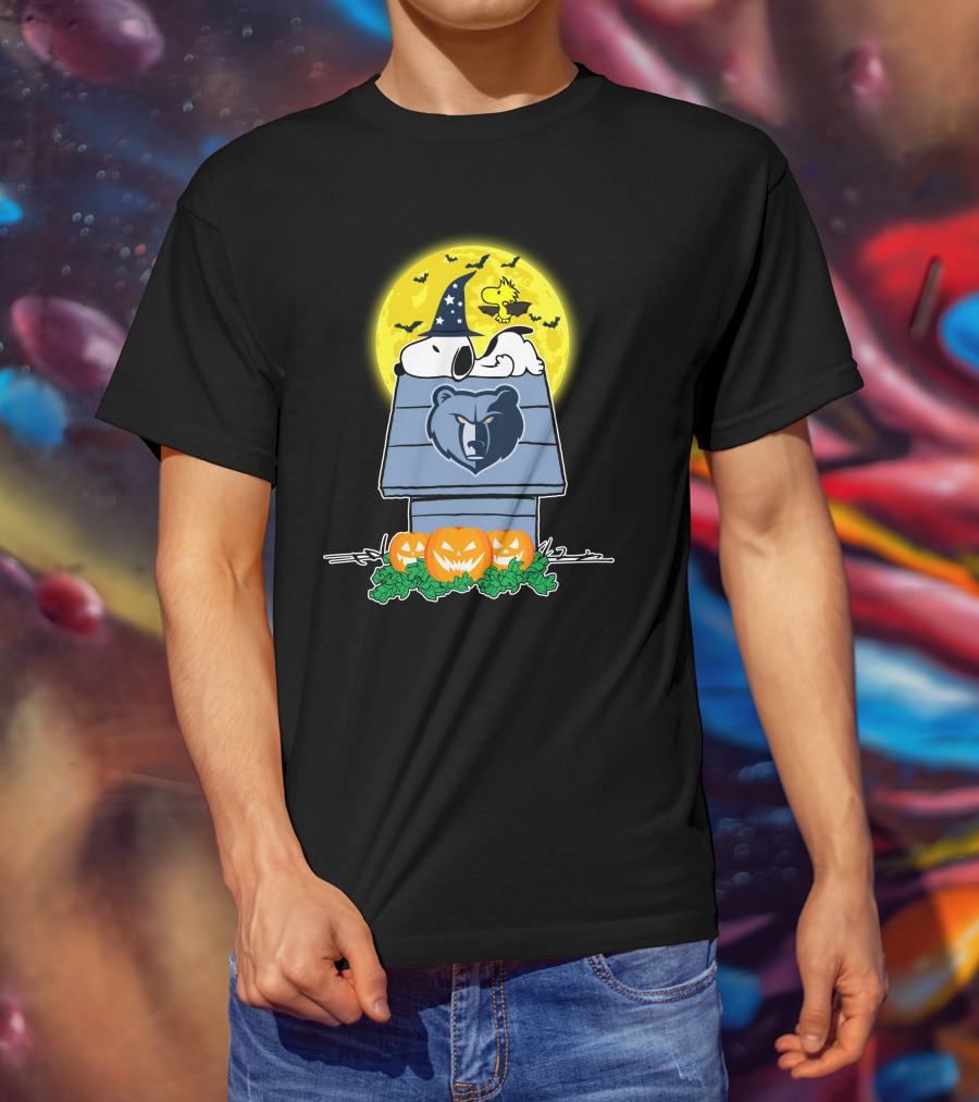 Snoopy And Woodstock Memphis Grizzlies Halloween Scene With Pumpkins T-Shirt