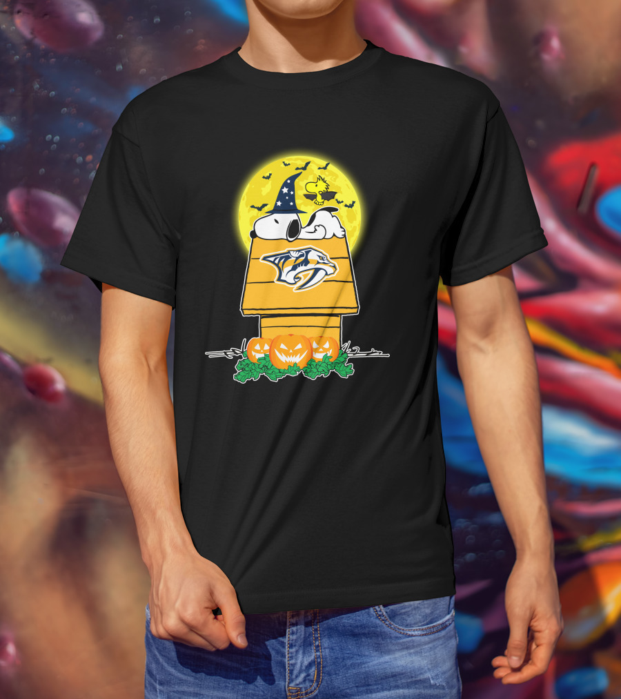 Nashville Predators Snoopy Woodstock Halloween Pumpkins Moon T-Shirt