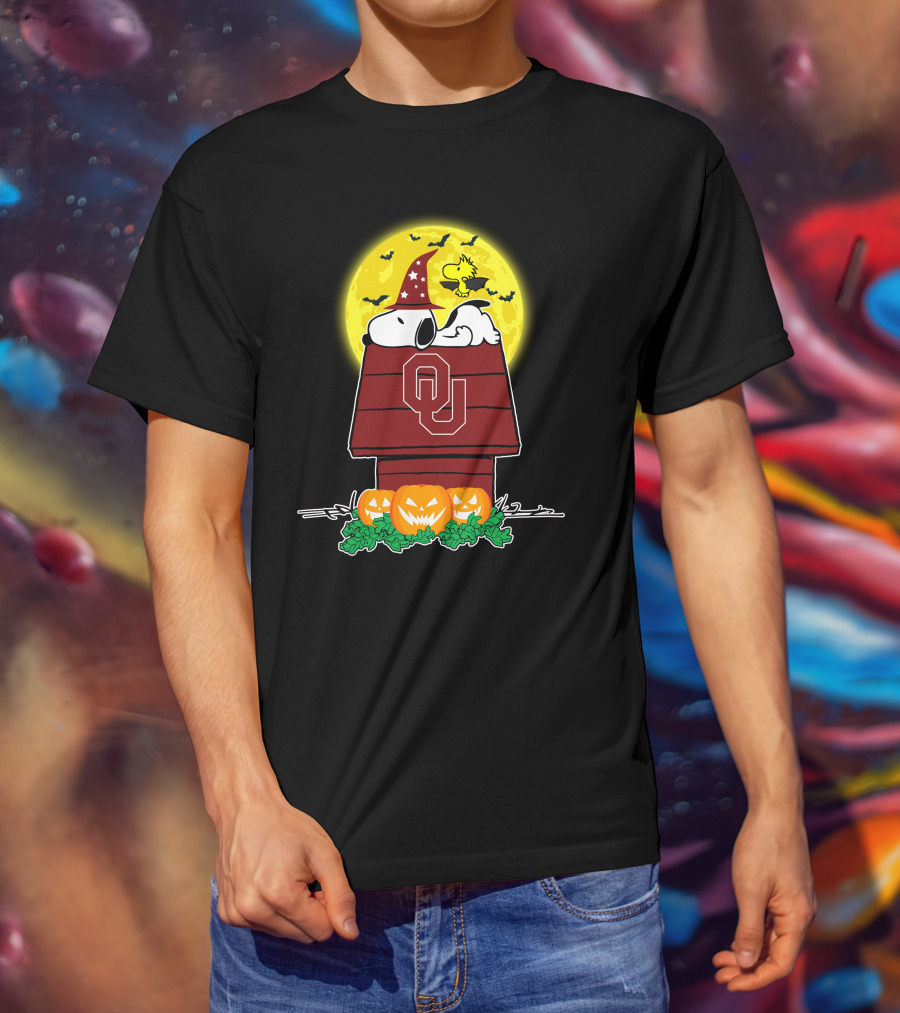 Oklahoma Sooners Snoopy Woodstock Halloween Moon Jack-O'-Lanterns T-Shirt