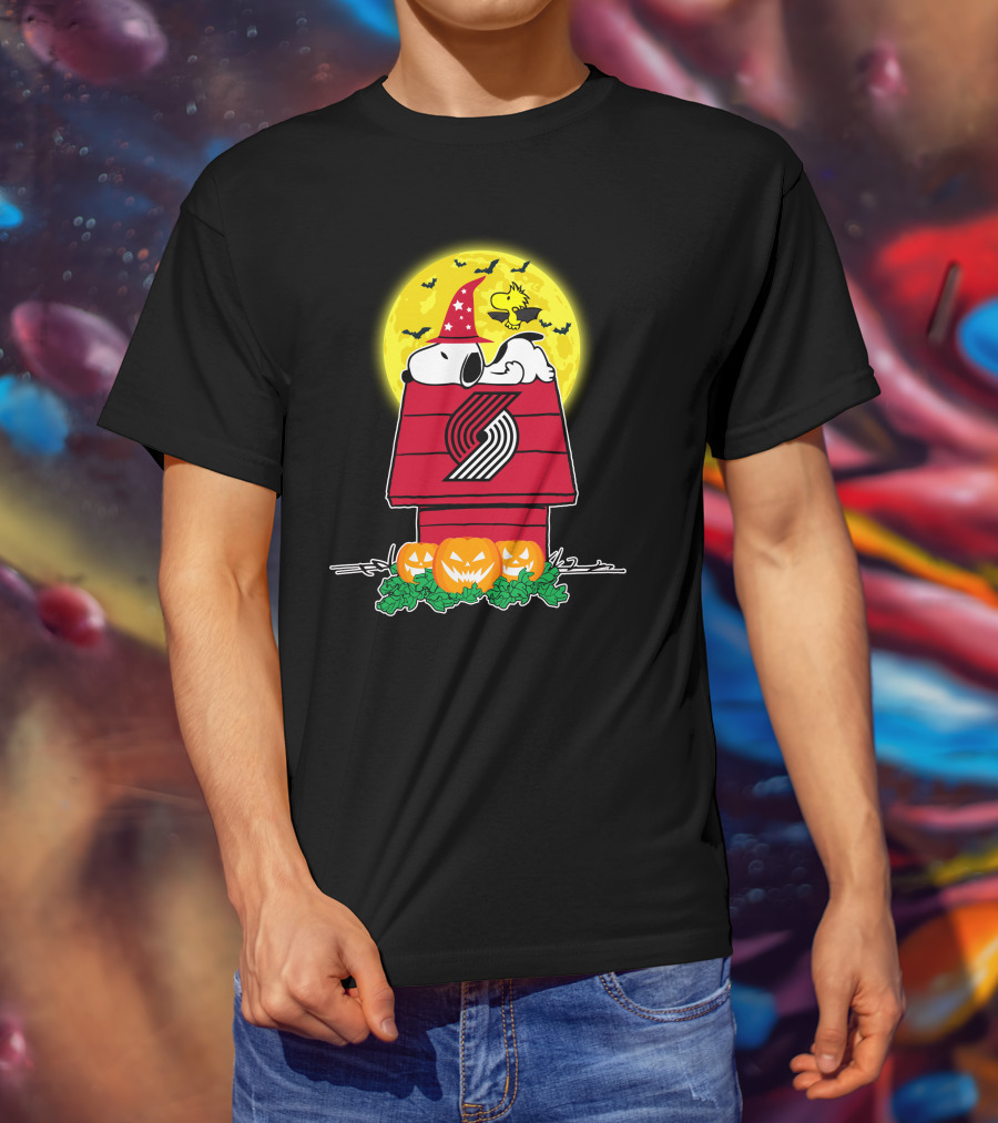 Snoopy Halloween Portland Trail Blazers Moon Pumpkins Scene T-Shirt