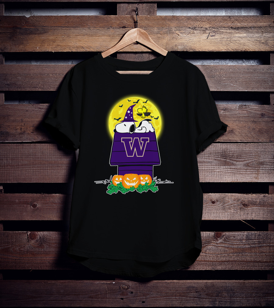 Washington Huskies Snoopy Woodstock Halloween Moon Jack-O'-Lanterns T-Shirt