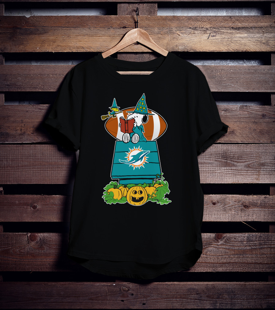 Miami Dolphins Snoopy Halloween Witch Pumpkin Football T-Shirt
