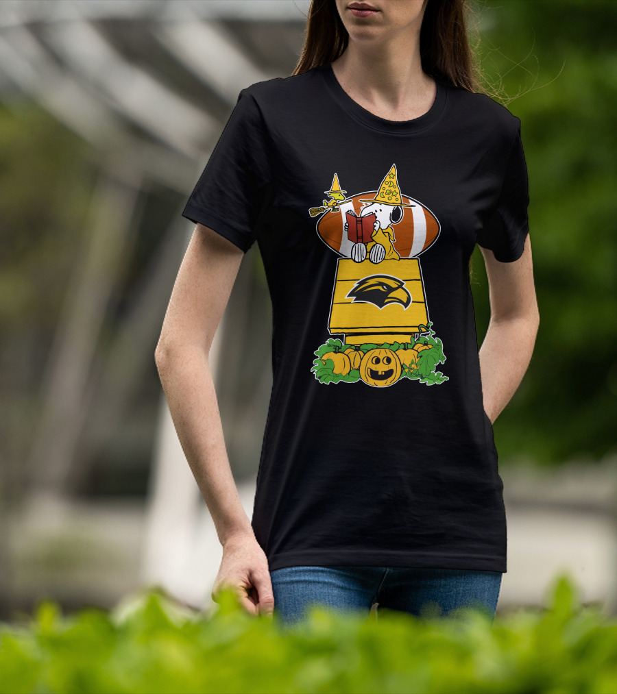 Southern Mississippi Golden Eagles Snoopy Halloween Football Pumpkin House T-Shirt