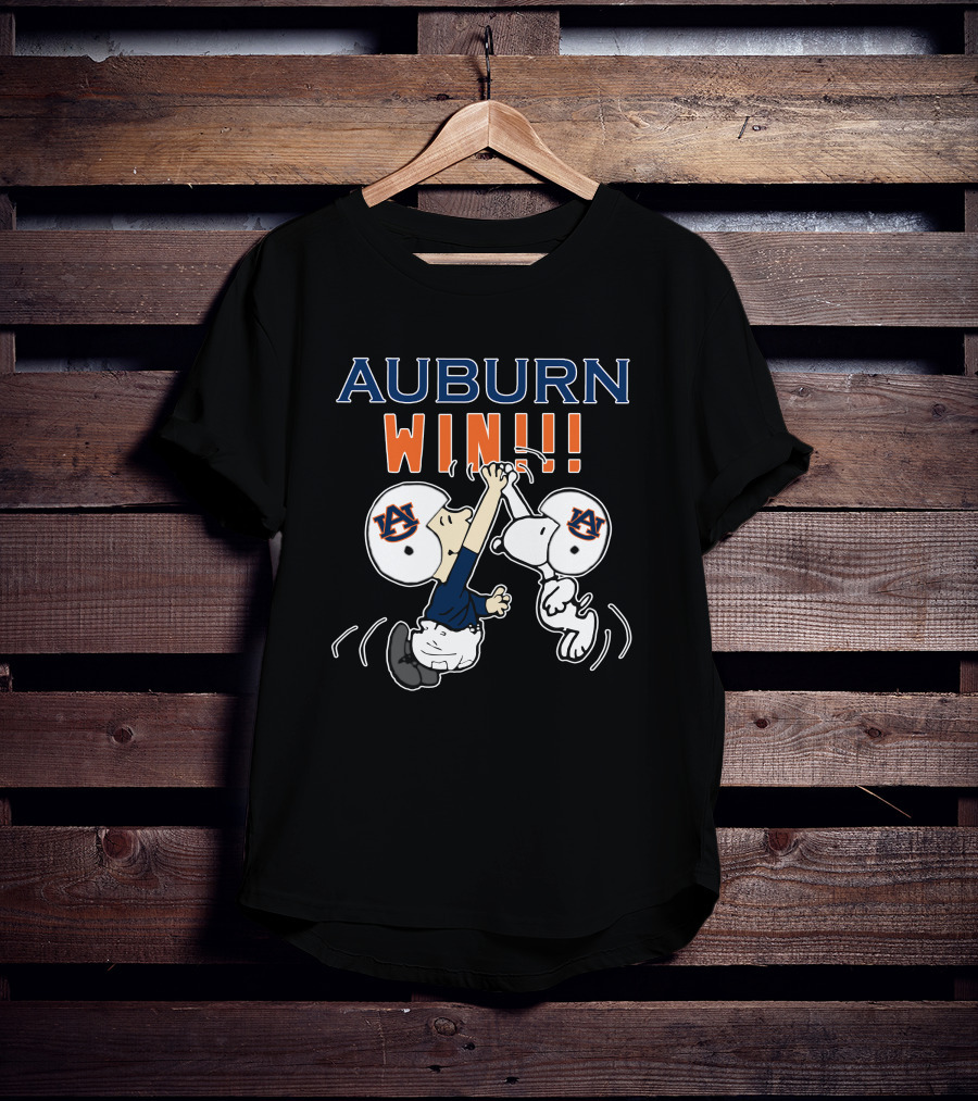 Auburn Tigers Win Peanuts Characters High Five T-Shirt
