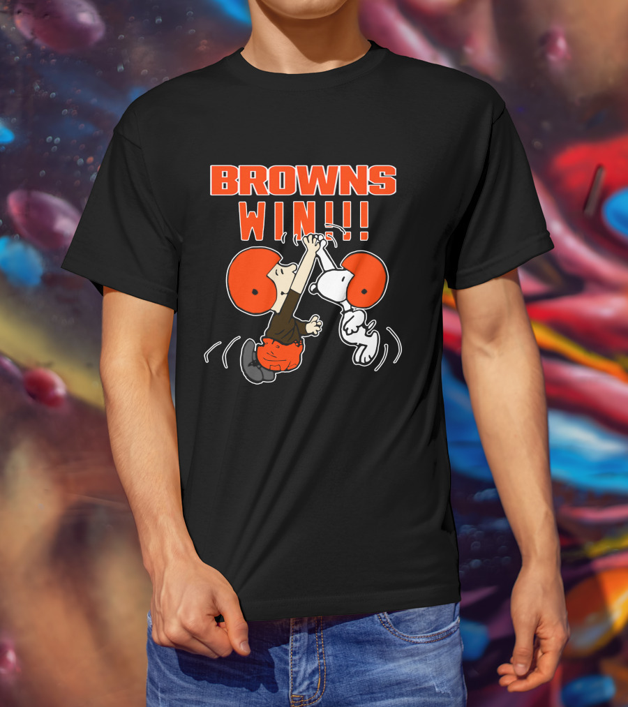 Browns Win!!! Peanuts Characters Celebrate Cleveland Victory T-Shirt