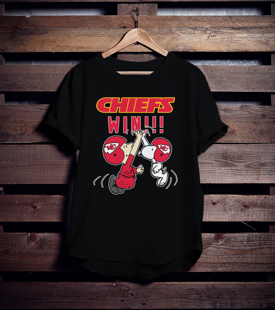 Chiefs Win!!! Kansas City Chiefs Helmet High-Five Football Celebration T-Shirt