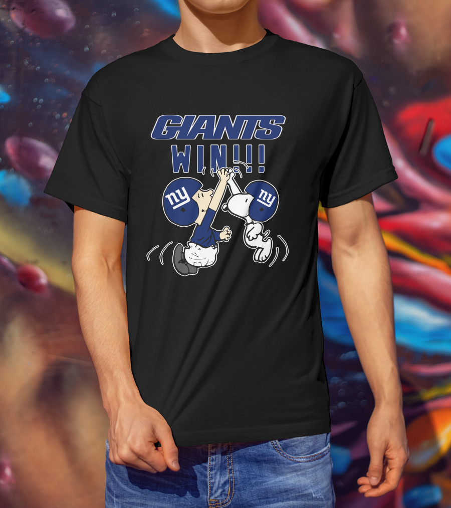 Giants Win Ny High Five Peanuts Celebration T-Shirt