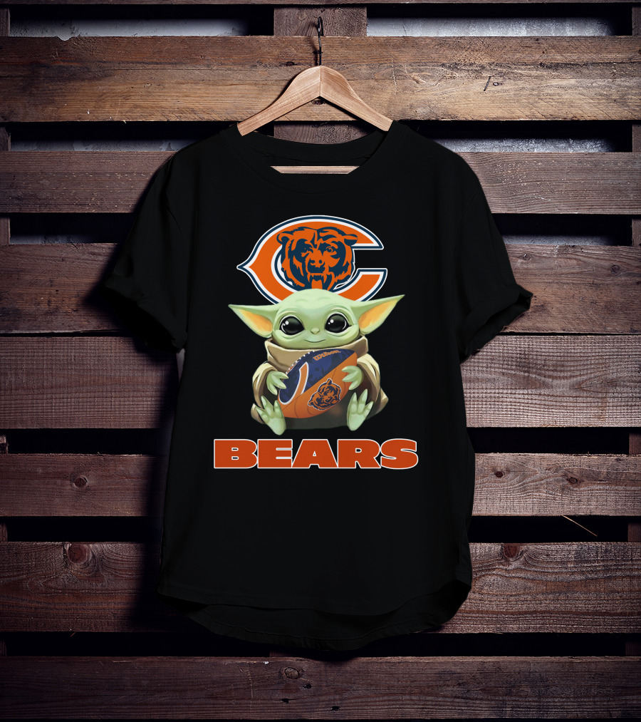 Chicago Bears Baby Yoda Football Fan Gear T-Shirt