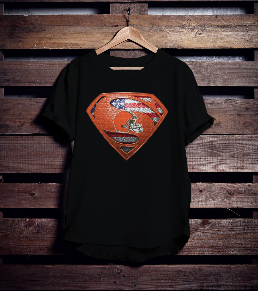 Cleveland Browns Superman Logo American Flag Helmet T-Shirt