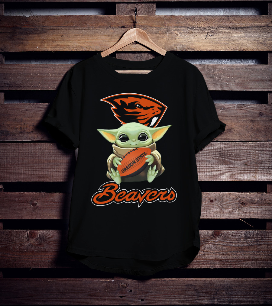 Oregon State Beavers Baby Yoda Holding Football T-Shirt