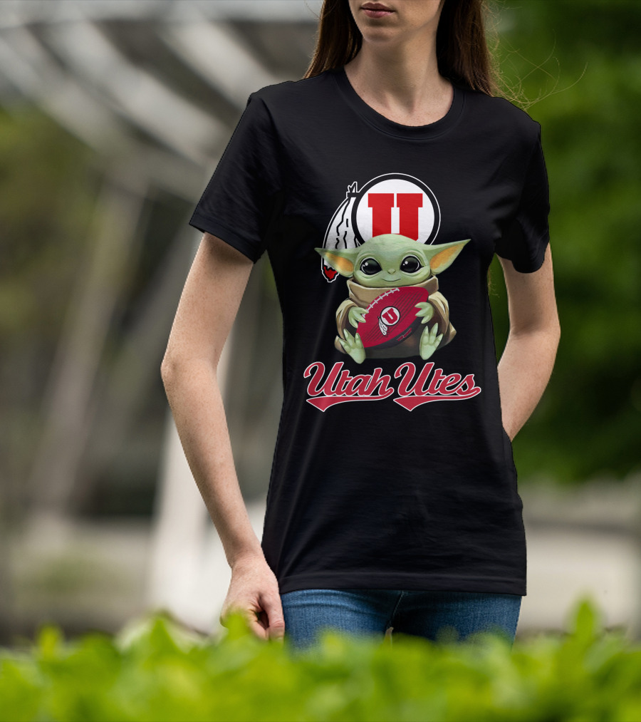 Utah Utes Baby Yoda Football Fan T-Shirt