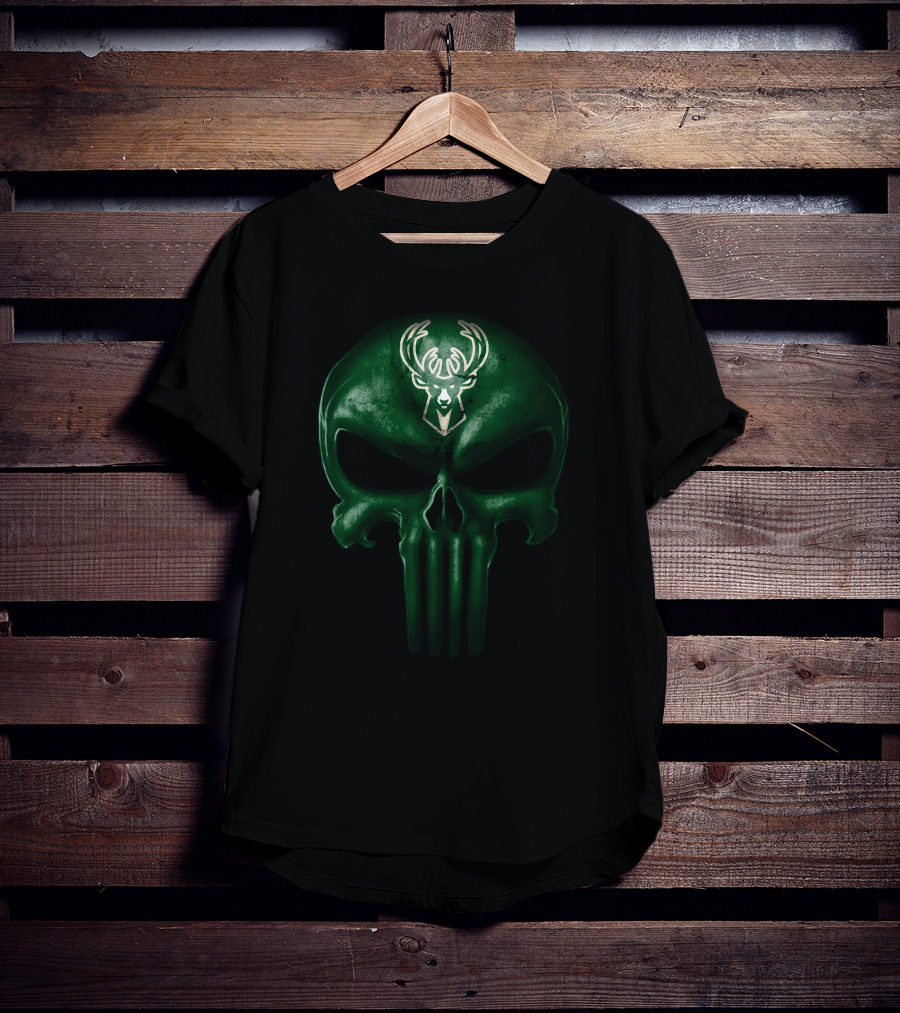 Milwaukee Bucks Skull Symbol With Team T-Shirt