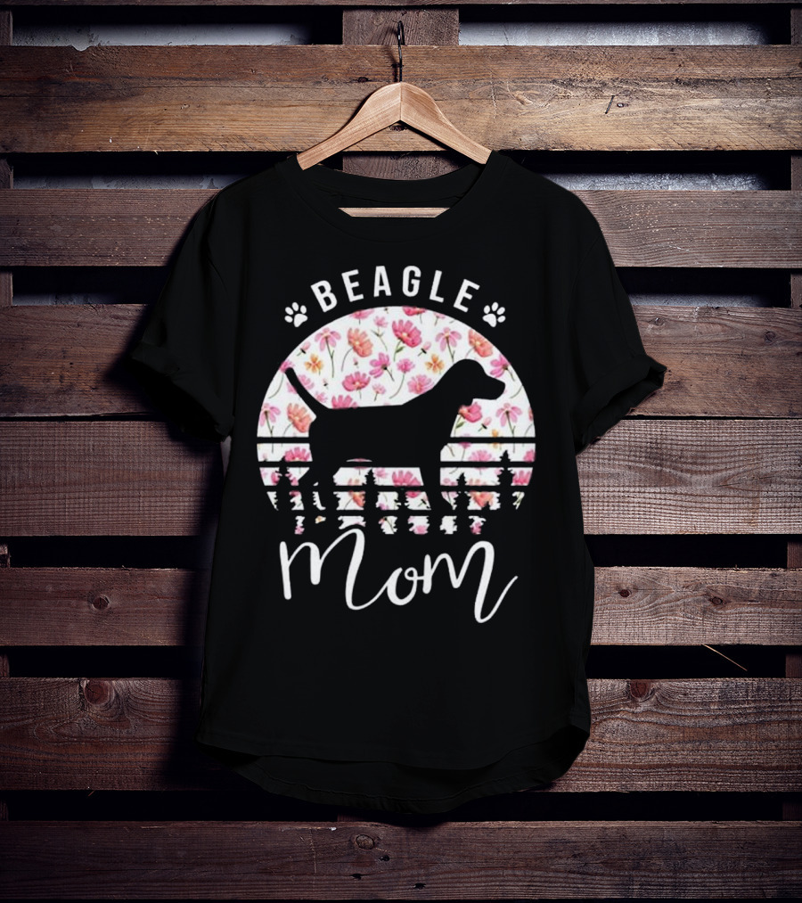 Beagle Mom Floral Mother's Day T-Shirt