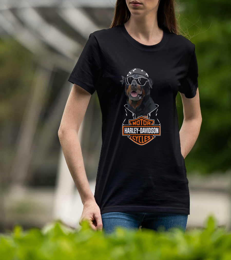 Rottweiler Harley Davidson Motorcycles Biker Bandana And Sunglasses T-Shirt