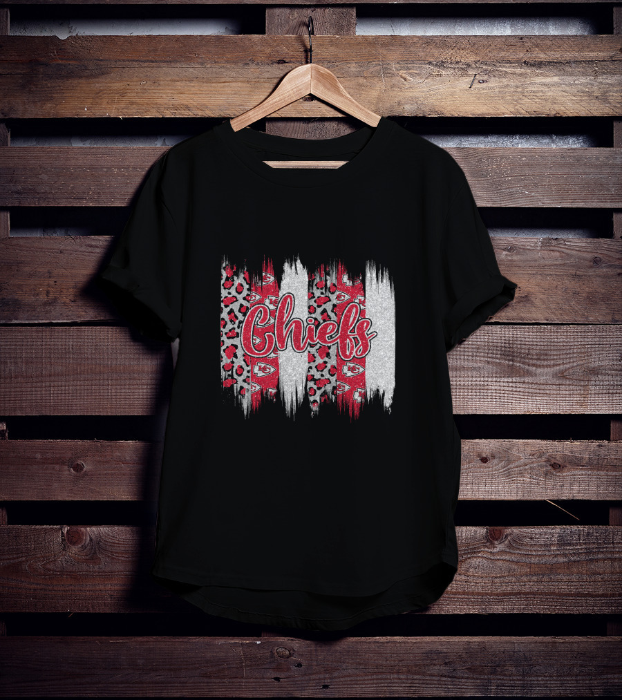 Chiefs Brushstroke Leopard Glitter T-Shirt