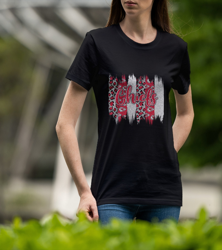 Chiefs Brushstroke Leopard Glitter T-Shirt