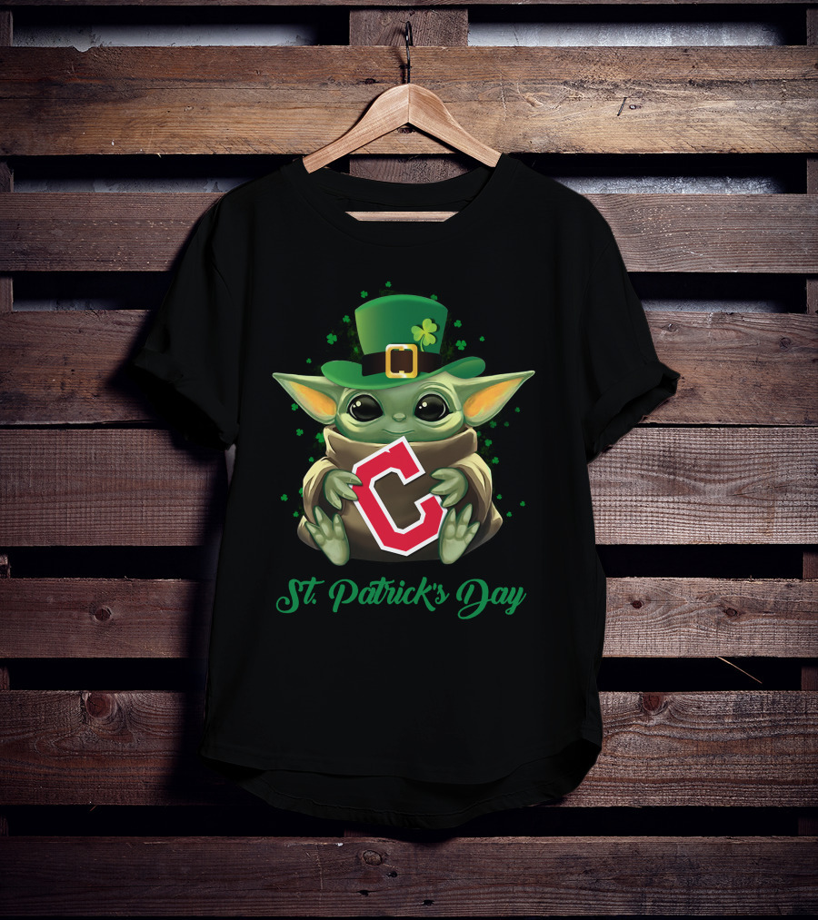 St. Patrick's Day Baby Yoda Cleveland Indians C T-Shirt