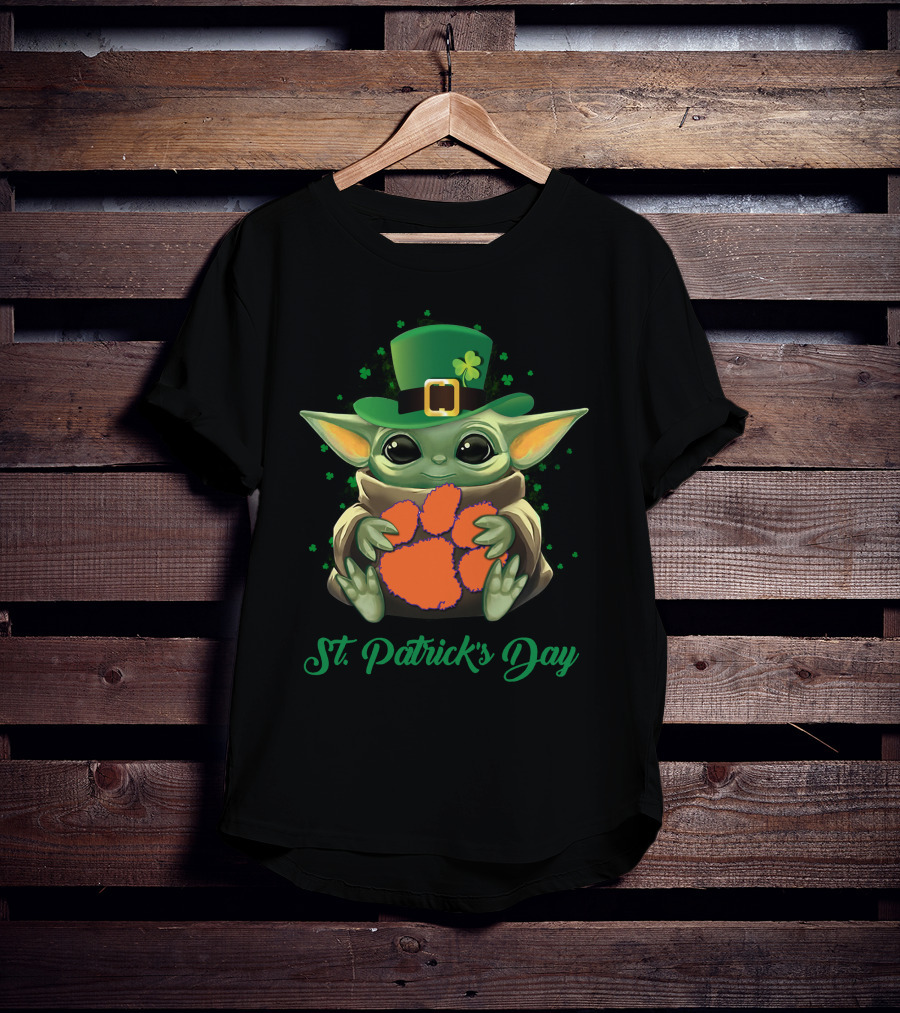 Clemson Tigers Baby Yoda St. Patrick's Day T-Shirt