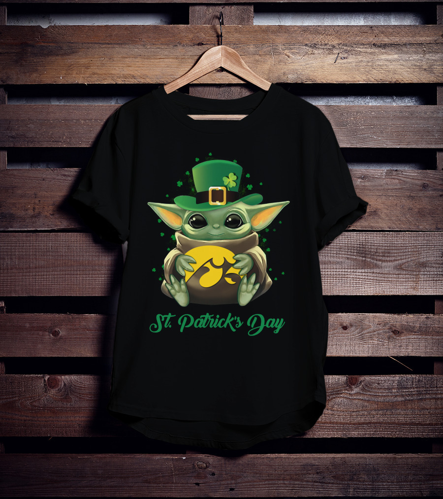 St. Patrick's Day Baby Yoda Iowa Hawkeyes T-Shirt