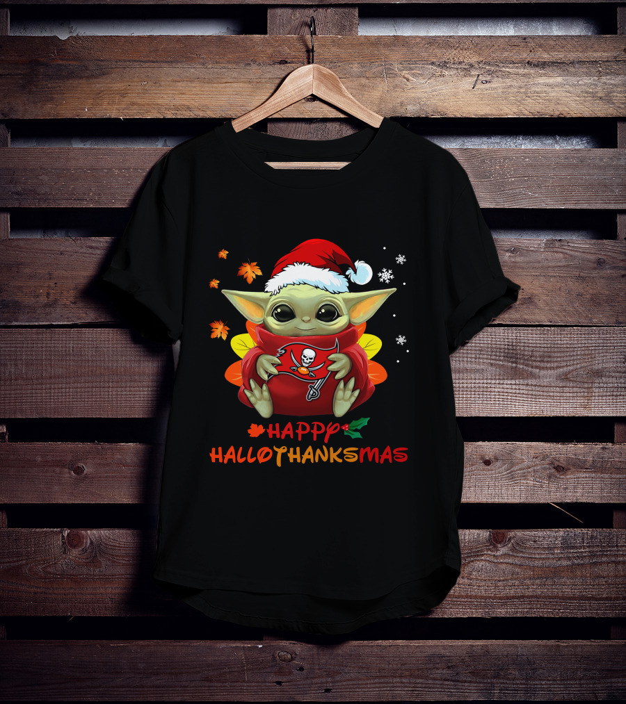 Happy Hallothanksmas Tampa Bay Buccaneers Baby Yoda 505 L1PTT T-Shirt