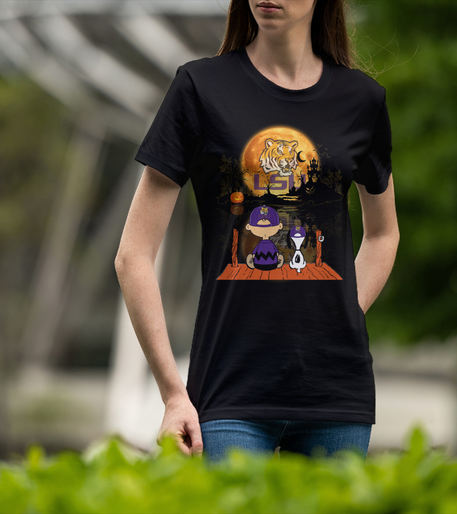 LSU Tigers Halloween Full Moon Pumpkin  T-Shirt