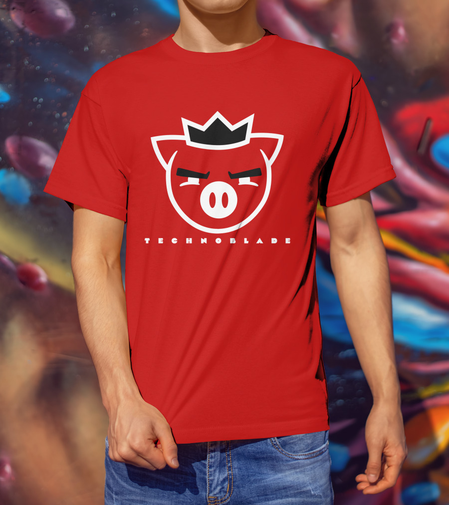TECHNOBLADE Pig Crown T-Shirt