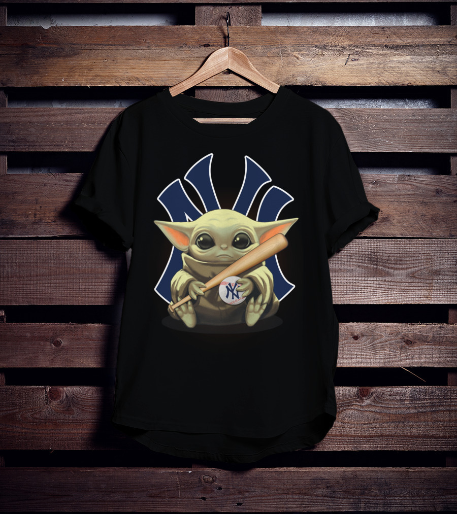 Yoda Star Wars With Yankees Baseball And Bat T-Shirt