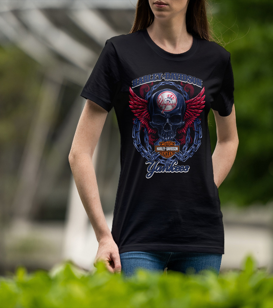 Harley Davidson Yankees Skull With Wings And Chains T-Shirt