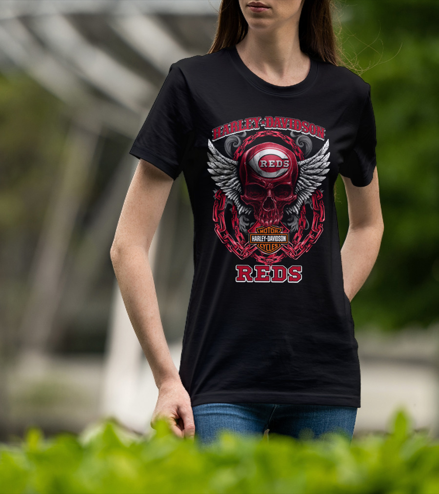 Harley Davidson Cincinnati Reds Skull Wings Chain T-Shirt