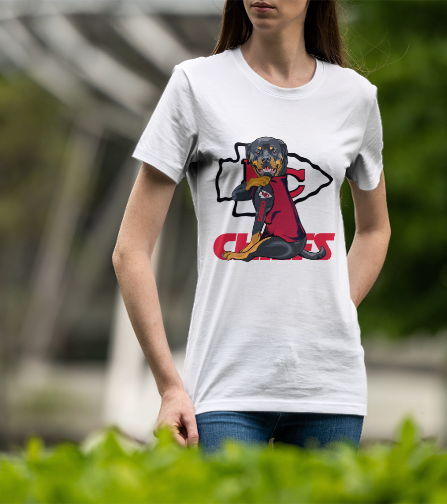 Rottweiler Chiefs NFL Kansas City Football T-Shirt
