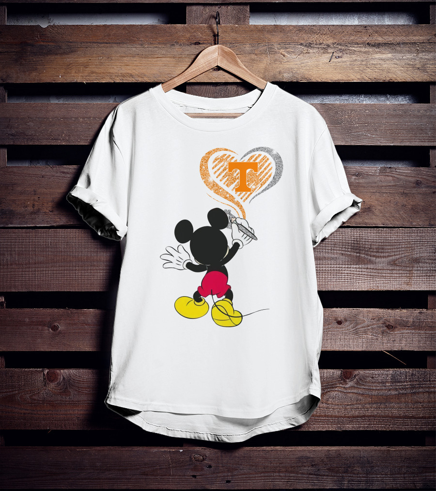 Mickey Painting Heart With Tennessee Volunteers T-Shirt