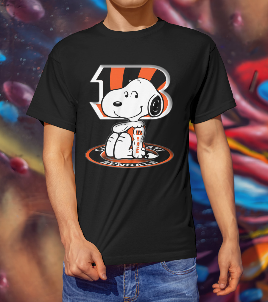 Bengals Snoopy Cincinnati Stripes B T-Shirt