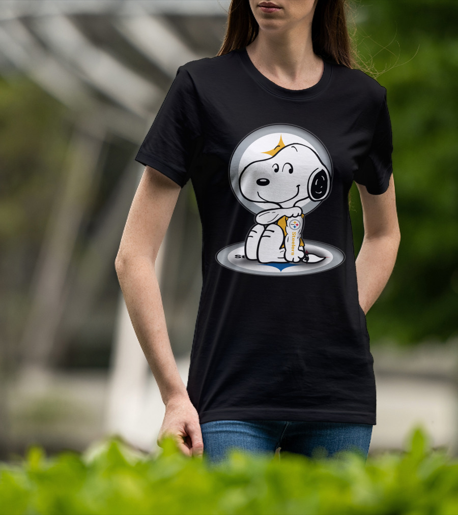 Snoopy Holding Pittsburgh Steelers Football T-Shirt
