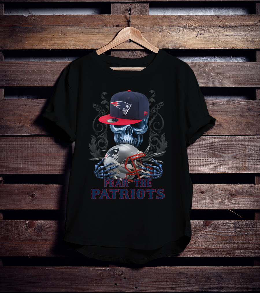 Fear The Patriots New England Patriots Skull And Helmets T-Shirt