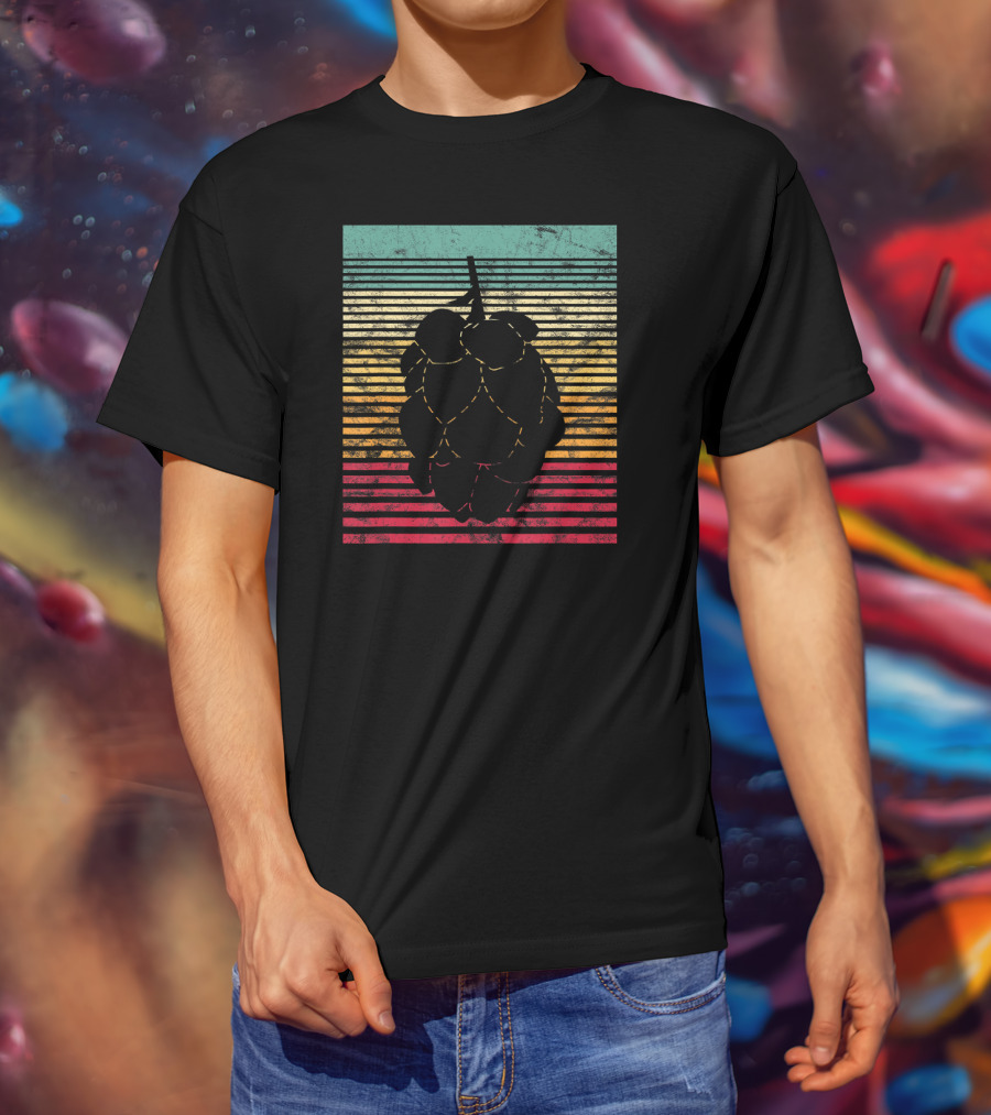 Vintage Hops Leaf Craft Beer Retro Stripes T-Shirt