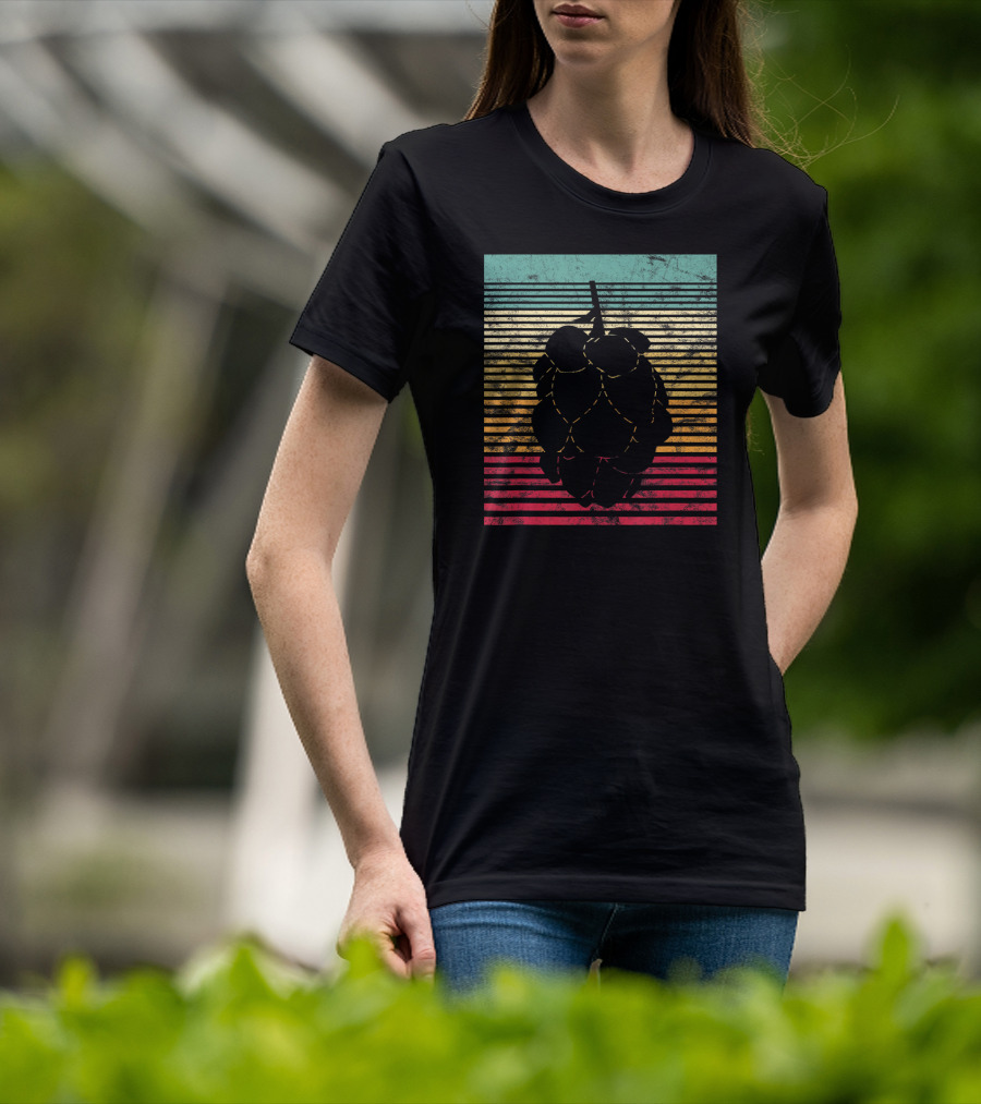 Vintage Hops Leaf Craft Beer Retro Stripes T-Shirt