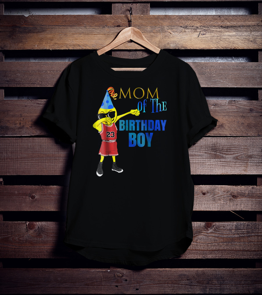 MOM OF THE BIRTHDAY BOY Dabbing Emoji Basketball 23 Party Hat T-Shirt