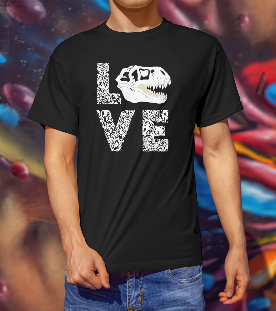 LOVE Fossil Hunting Rex Bone Hunter Dino Skull T-Shirt