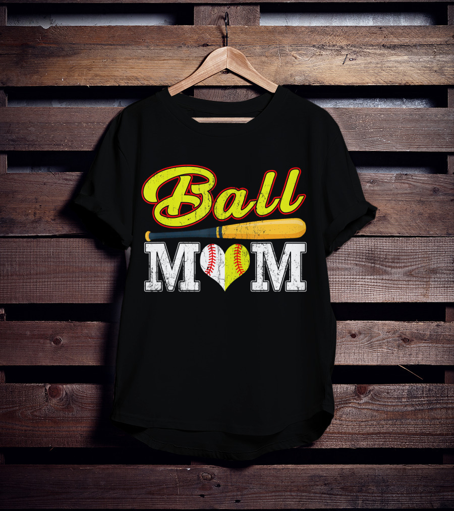 Ball Mom Softball Baseball Heart Bat T-Shirt